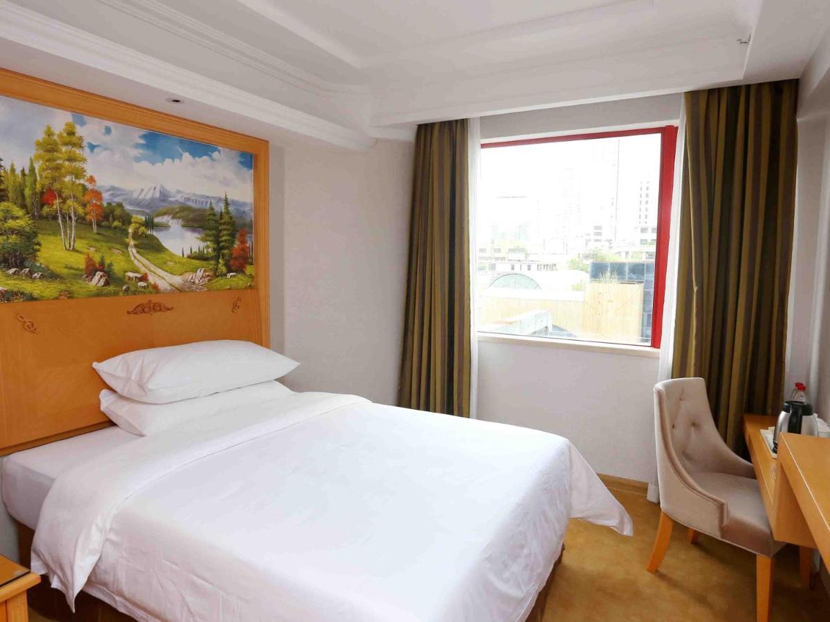 Vienna Hotel Zhongshan West District Extérieur photo