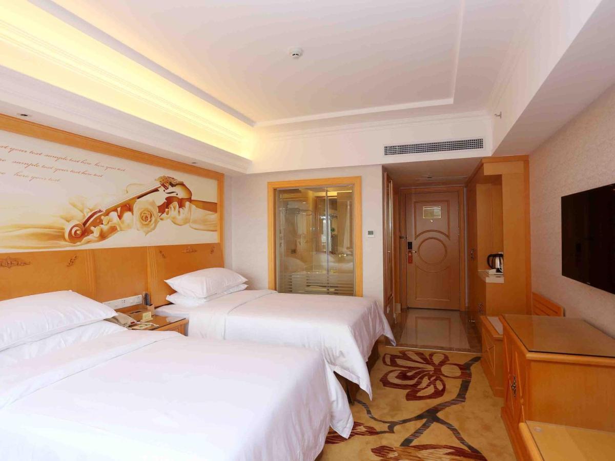 Vienna Hotel Zhongshan West District Extérieur photo